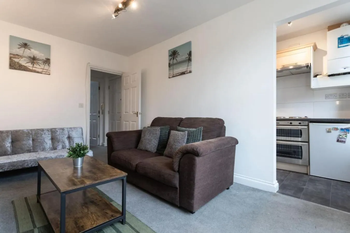 Warden Rd 2 - Contractors Long Stay By Shortstayuk Bristol United Kingdom