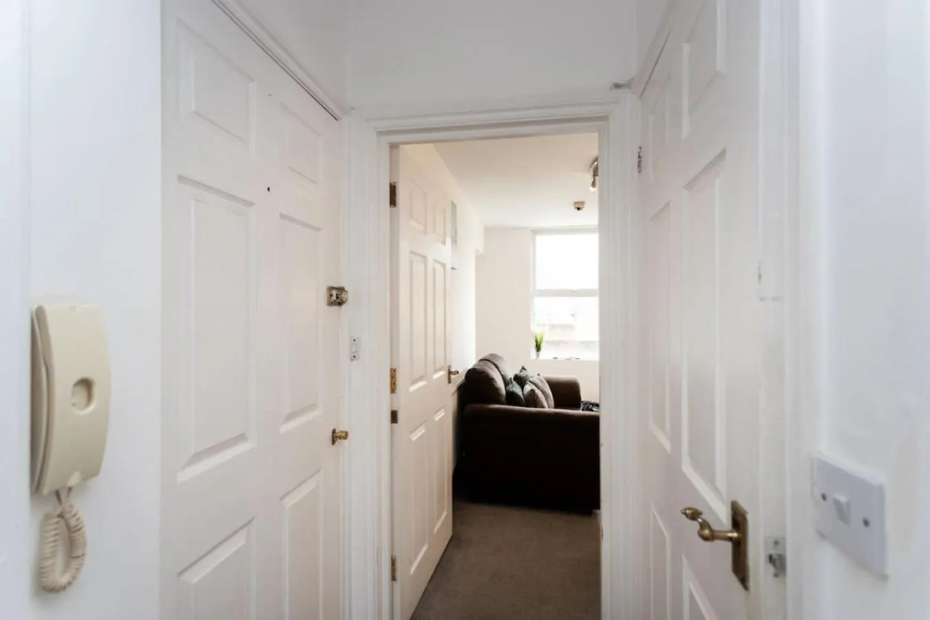 Warden Rd 2 - Contractors Long Stay By Shortstayuk Bristol United Kingdom